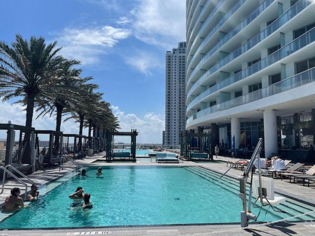 Stay At The Top With Amazing Views By Rent4Us 好莱坞 外观 照片