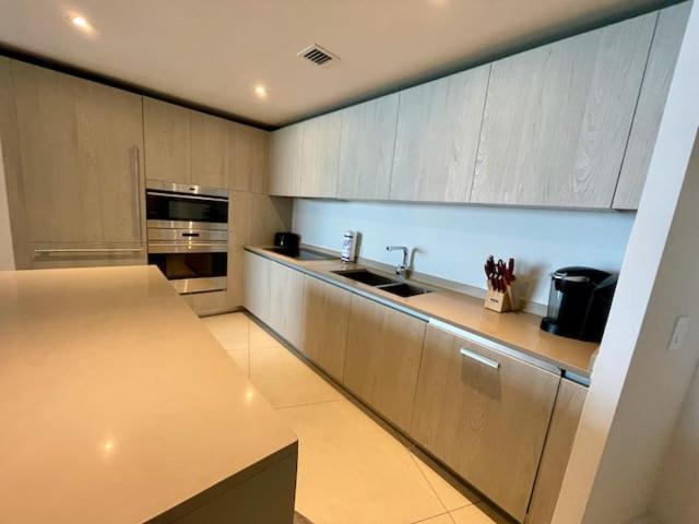 Stay At The Top With Amazing Views By Rent4Us 好莱坞 外观 照片