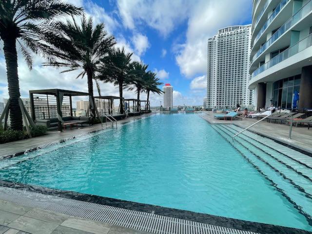 Stay At The Top With Amazing Views By Rent4Us 好莱坞 外观 照片