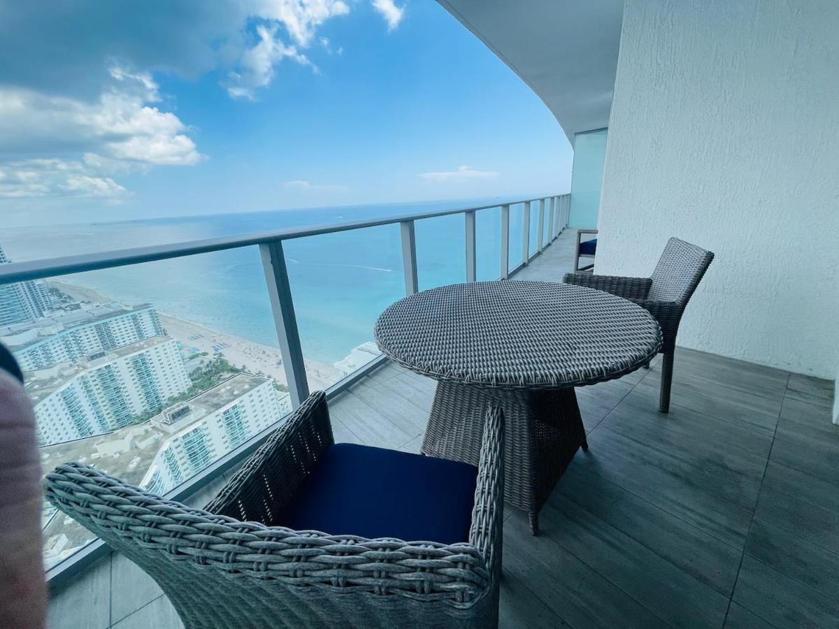 Stay At The Top With Amazing Views By Rent4Us 好莱坞 外观 照片