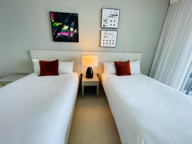 Stay At The Top With Amazing Views By Rent4Us 好莱坞 外观 照片
