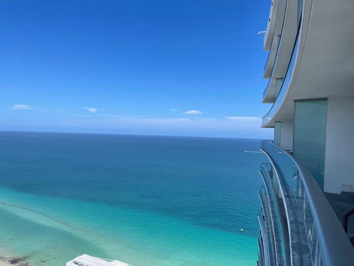 Stay At The Top With Amazing Views By Rent4Us 好莱坞 外观 照片
